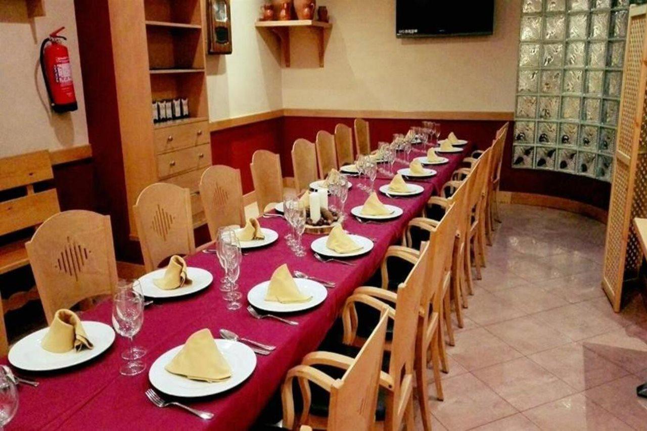 Hotel Jaqués Jaca Extérieur photo